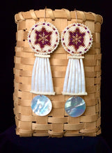 Load image into Gallery viewer, Beaded Turtle Dentalium Shell Earrings – Miskwaanzo Mikinaak Es-Naabishebizonan – Red Turtle &quot;Shell&quot; Earrings