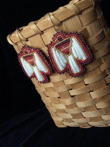 Dentalium Earrings – Thunderbird – Shaded of Red – Miskwaanzo Anamikii Es-Naabeshibizonan – Red Thunderbird Shell Earrings