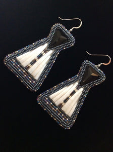 Dentalium Earrings – Black Tipi – Makadewaa-Bajiishka'ogaan – Dentalium Earrings