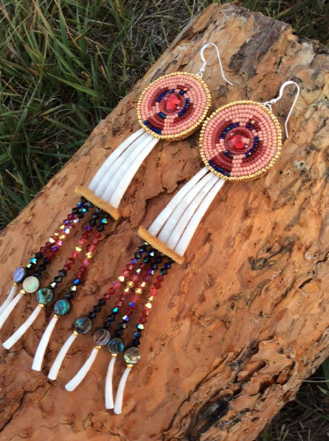 Red Thunderbird – Miskwaanzo Animikii Dentalium Shell Earrings