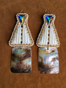 Tipi Style Dentalium Earrings w/Large Shell Drop (Bajiishka'ogaan Es-naabishebizonan)